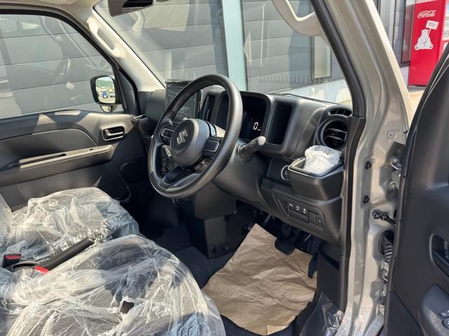0601046A30260715W00117.jpg