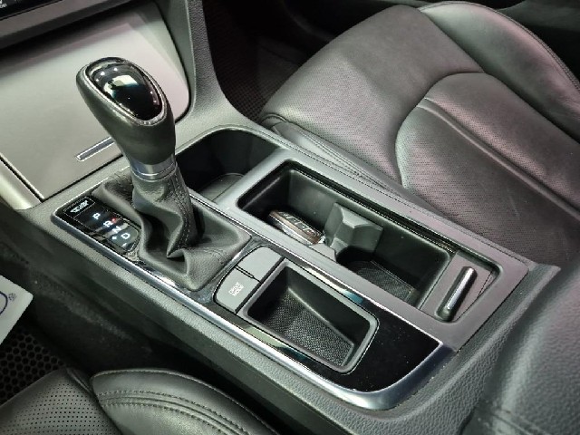 6081001028R8.jpg