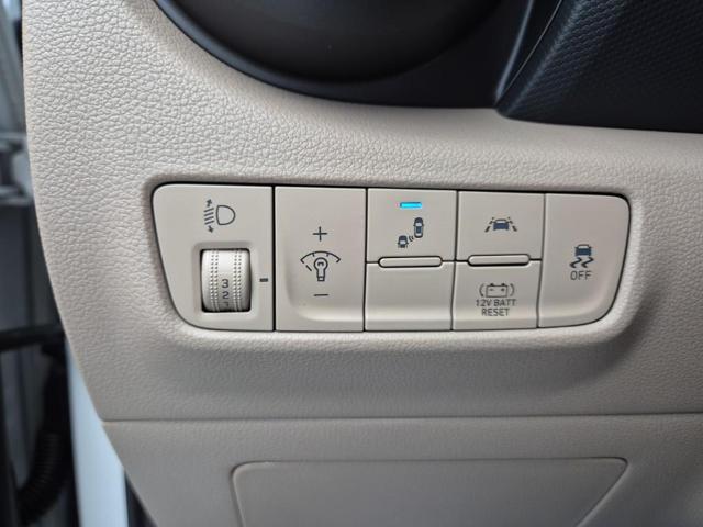 6051501992R17.jpg