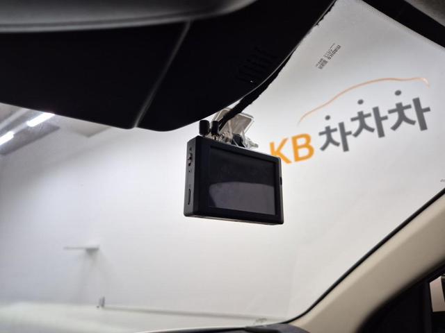 6051501468R16.jpg