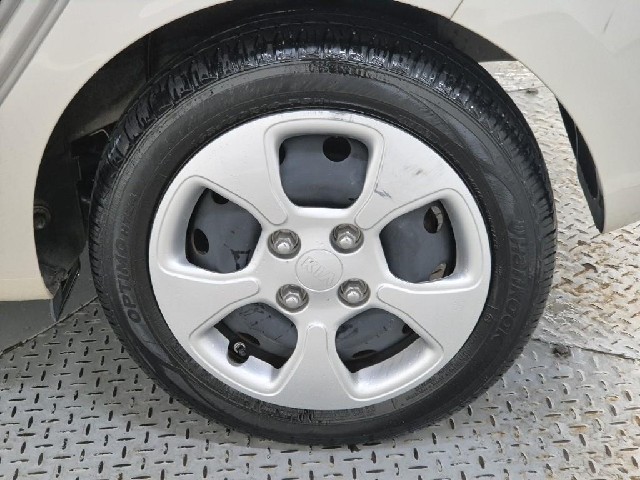 6081501736R19.jpg