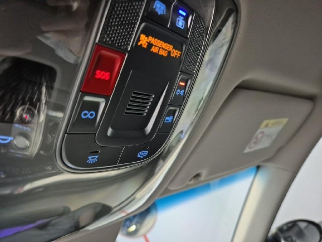 6061500748R17.jpg
