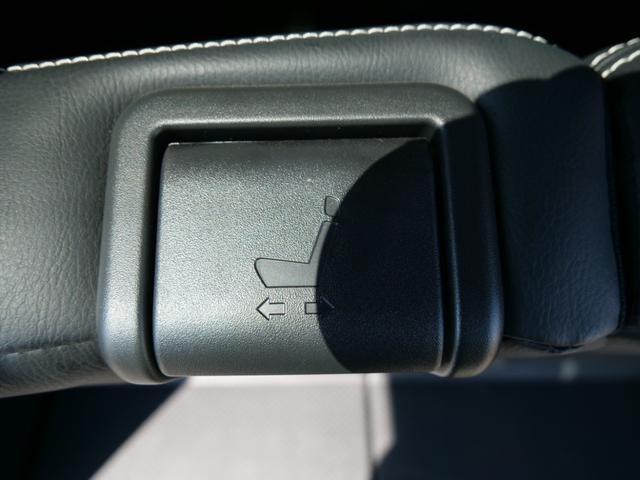 0601496A30260319W00113.jpg