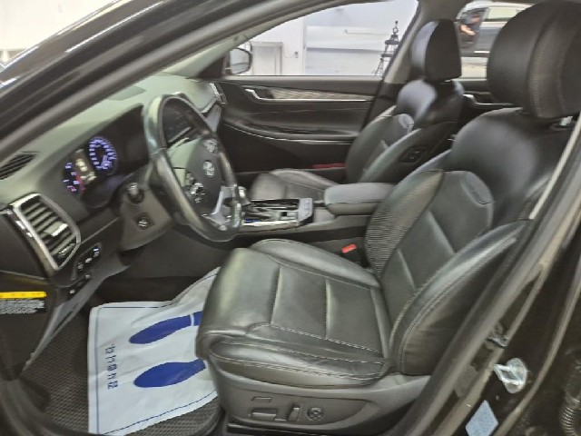 6081500828R11.jpg