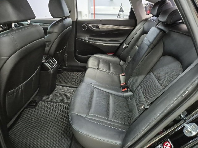 6081500828R12.jpg