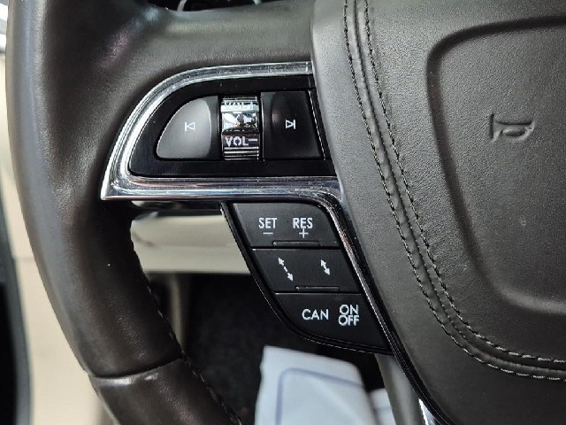 6081502038R15.jpg