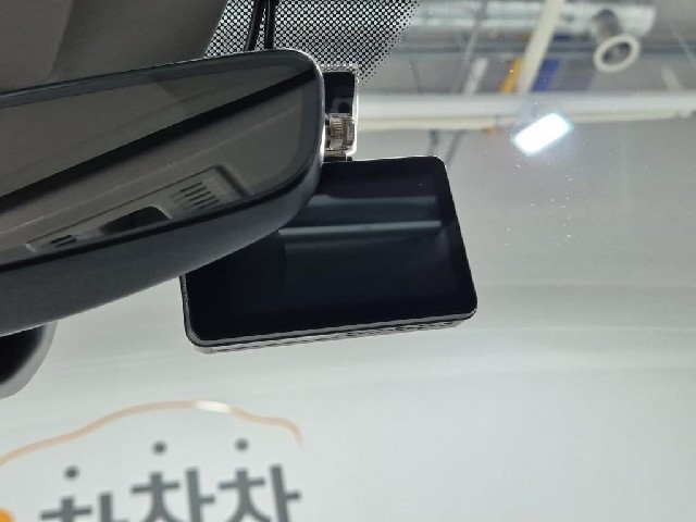6081002384R18.jpg