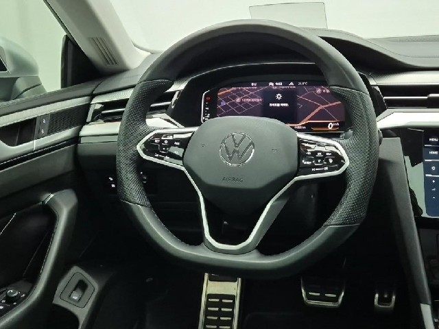 6081002384R9.jpg