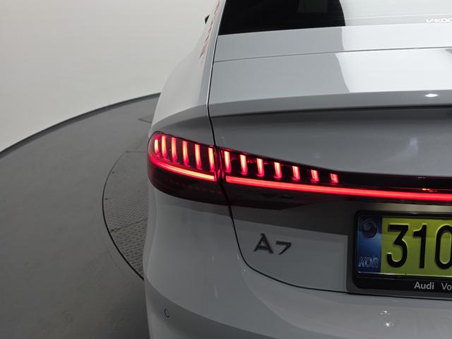 71e20d15bae1c69cfd4b4acae22a2e24.jpeg