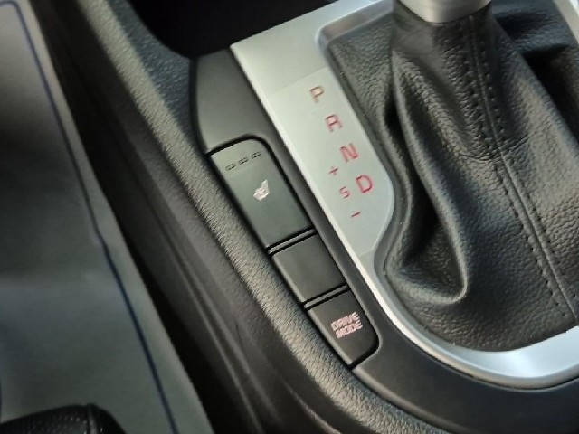6081502116R17.jpg