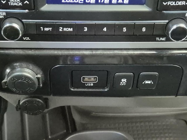 6081500776R15.jpg
