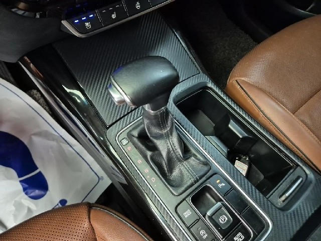 6081002268R8.jpg