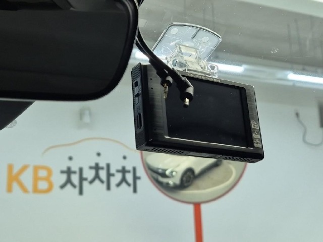 6081500729R17.jpg