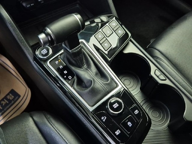 6081500729R8.jpg