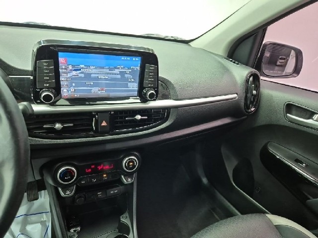 6081000694R10.jpg
