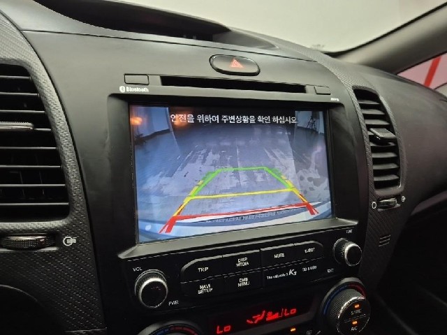 6081000688R14.jpg