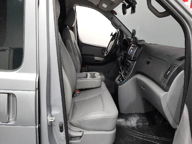 ca0279e00c7d46901208d94a2619c613.jpeg