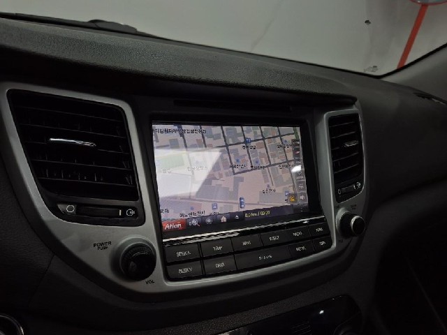 6101000256R14.jpg