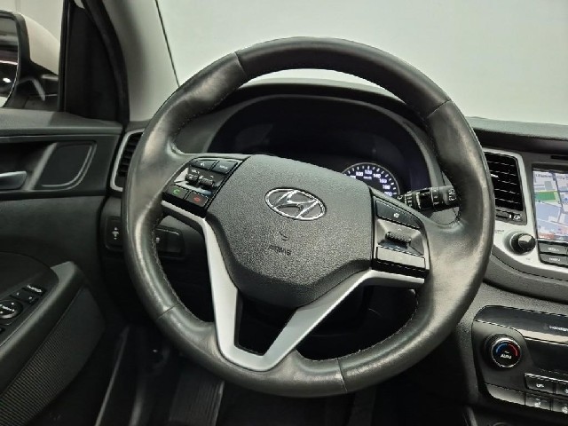 6101000256R9.jpg