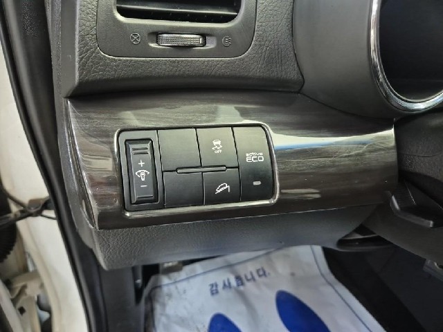 6101500221R18.jpg