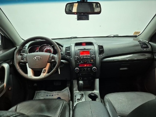 6101000078R7.jpg