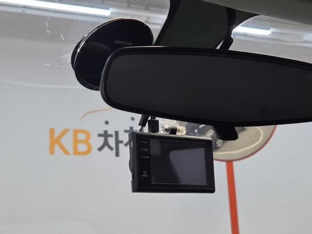 6031500492R15.jpg