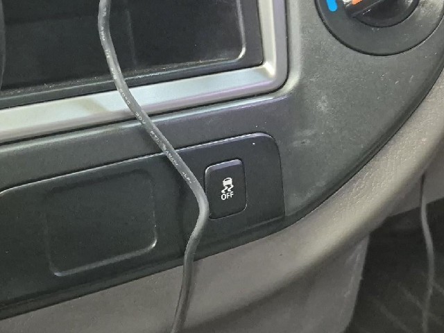 6081500472R13.jpg