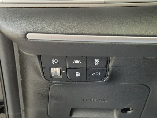 6081500385R17.jpg