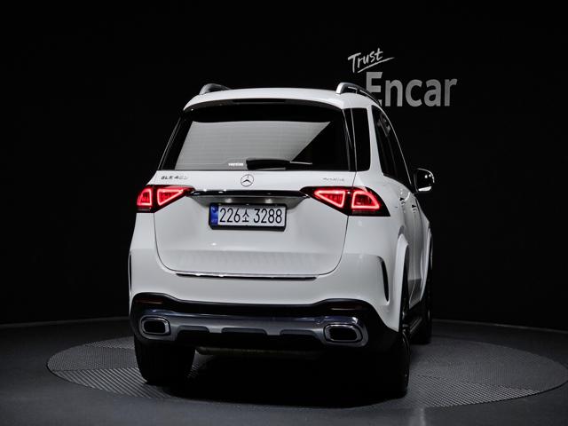 4879aea7793b022df06a657cd82742dc.jpeg