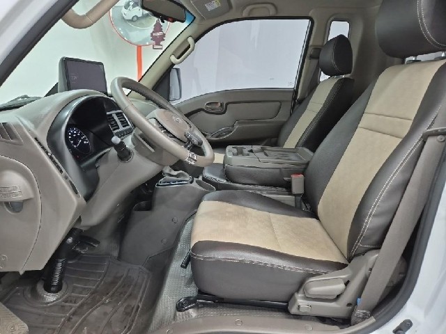 6091000022R10.jpg