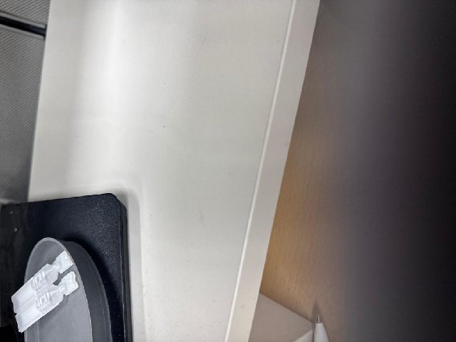 6081500824R13.jpg