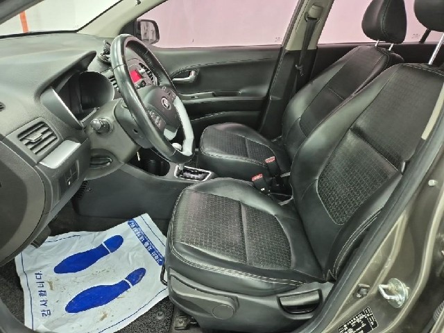6081001964R11.jpg