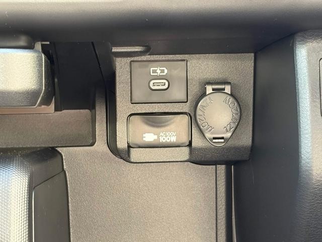 0500054A30261012W01018.jpg