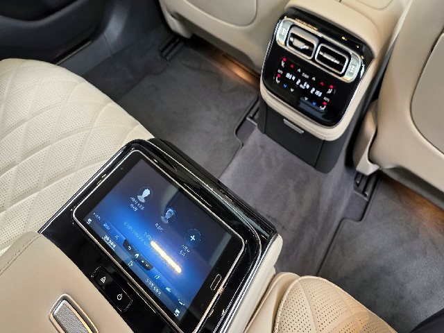 b809dfe28a7ddad9482556fc27f0bed8.jpeg