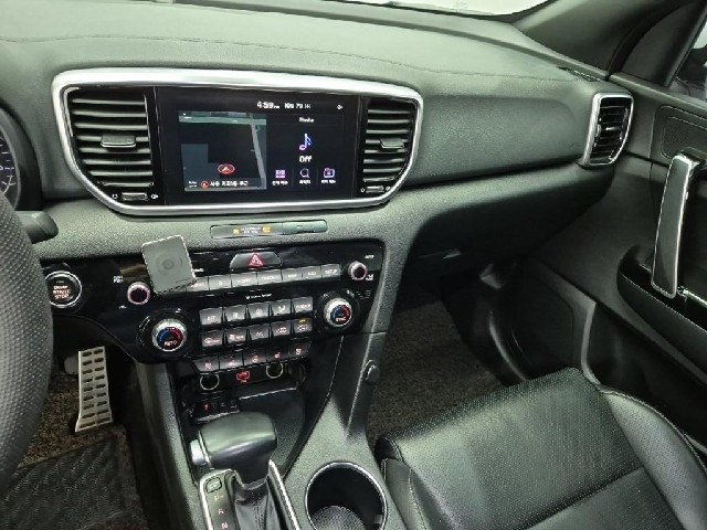 6101000575R10.jpg