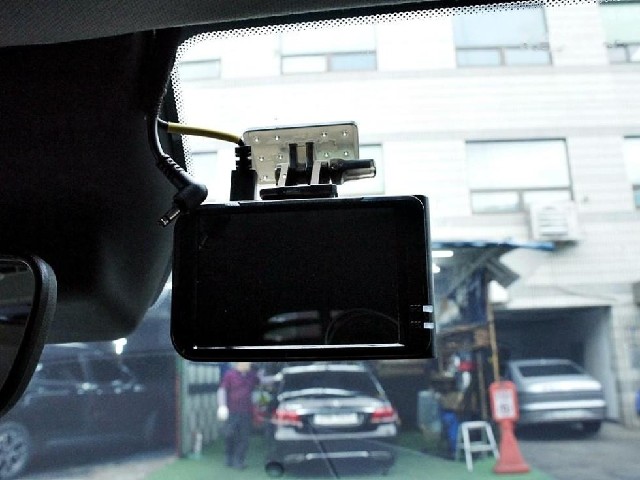4de31307de93169d8c304f761309cc50.jpeg