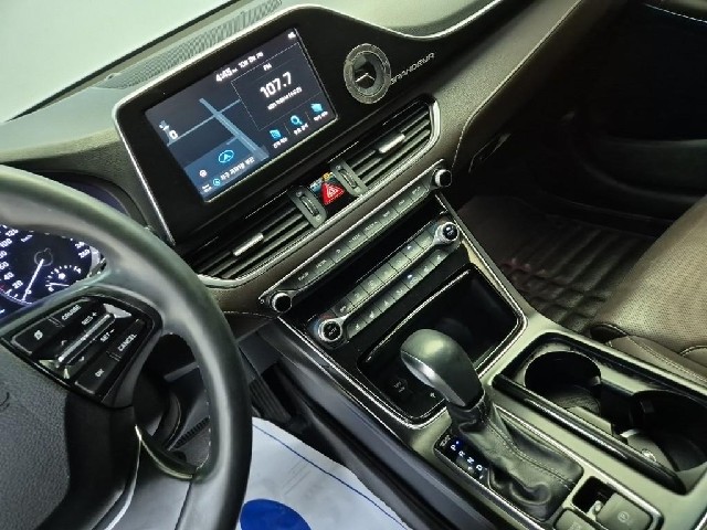 6101000285R10.jpg