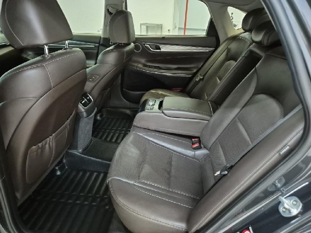 6101000285R12.jpg