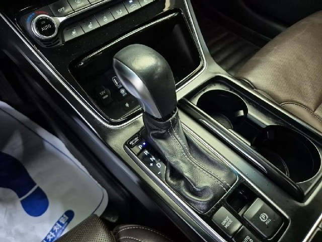 6101000285R8.jpg