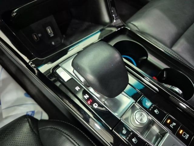 6051001338R8.jpg