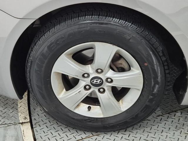 6051001197R18.jpg