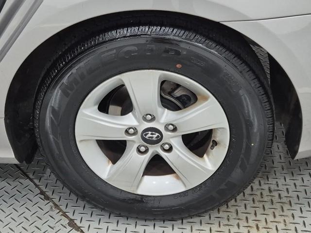 6051001197R19.jpg