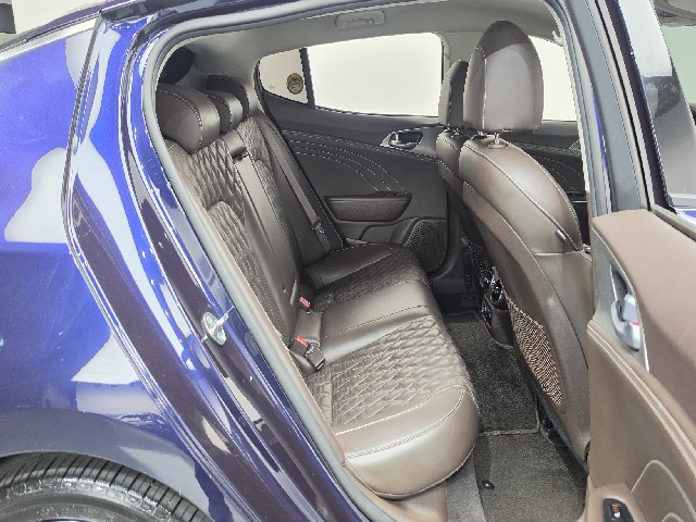 8f0b5762a38f44c03f44e638dd2cba2b.jpeg