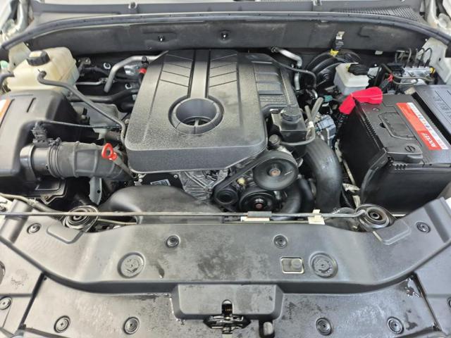 6051501698R5.jpg