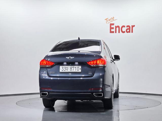 4caf2eac2c1e37256d52ed95c4001875.jpeg