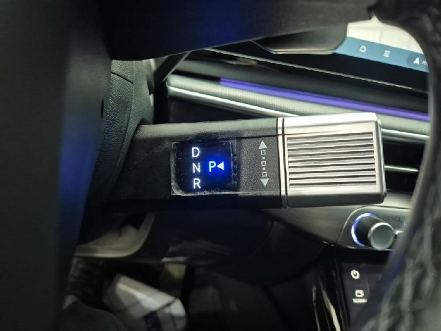 6081001521R8.jpg