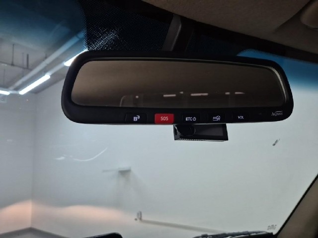 6081501428R14.jpg