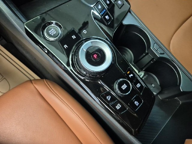 6081501422R8.jpg