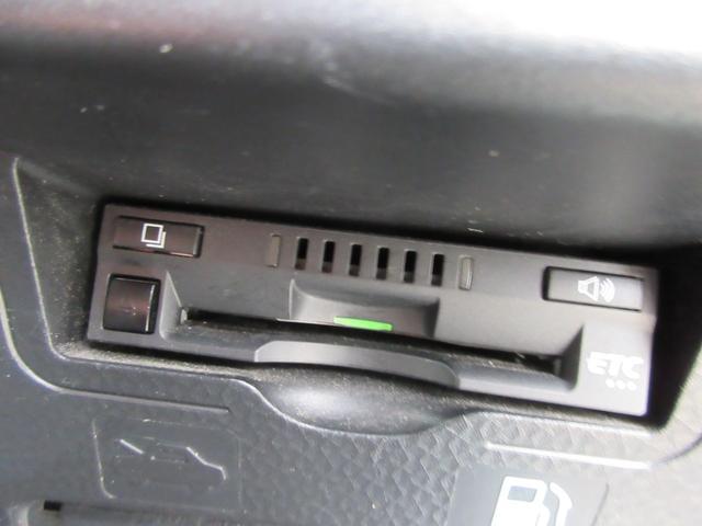 0541410A30251031W00111.jpg