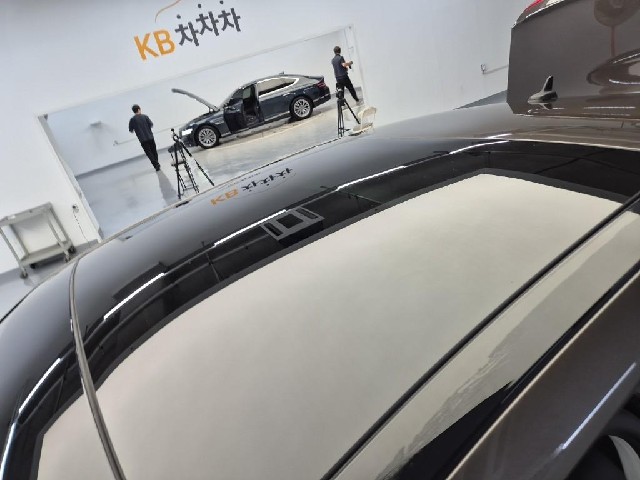 6081501141R13.jpg